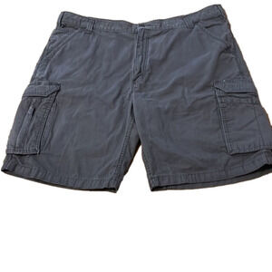 𝅺carhartt mens cargo short, gray color, size 42, in good condition